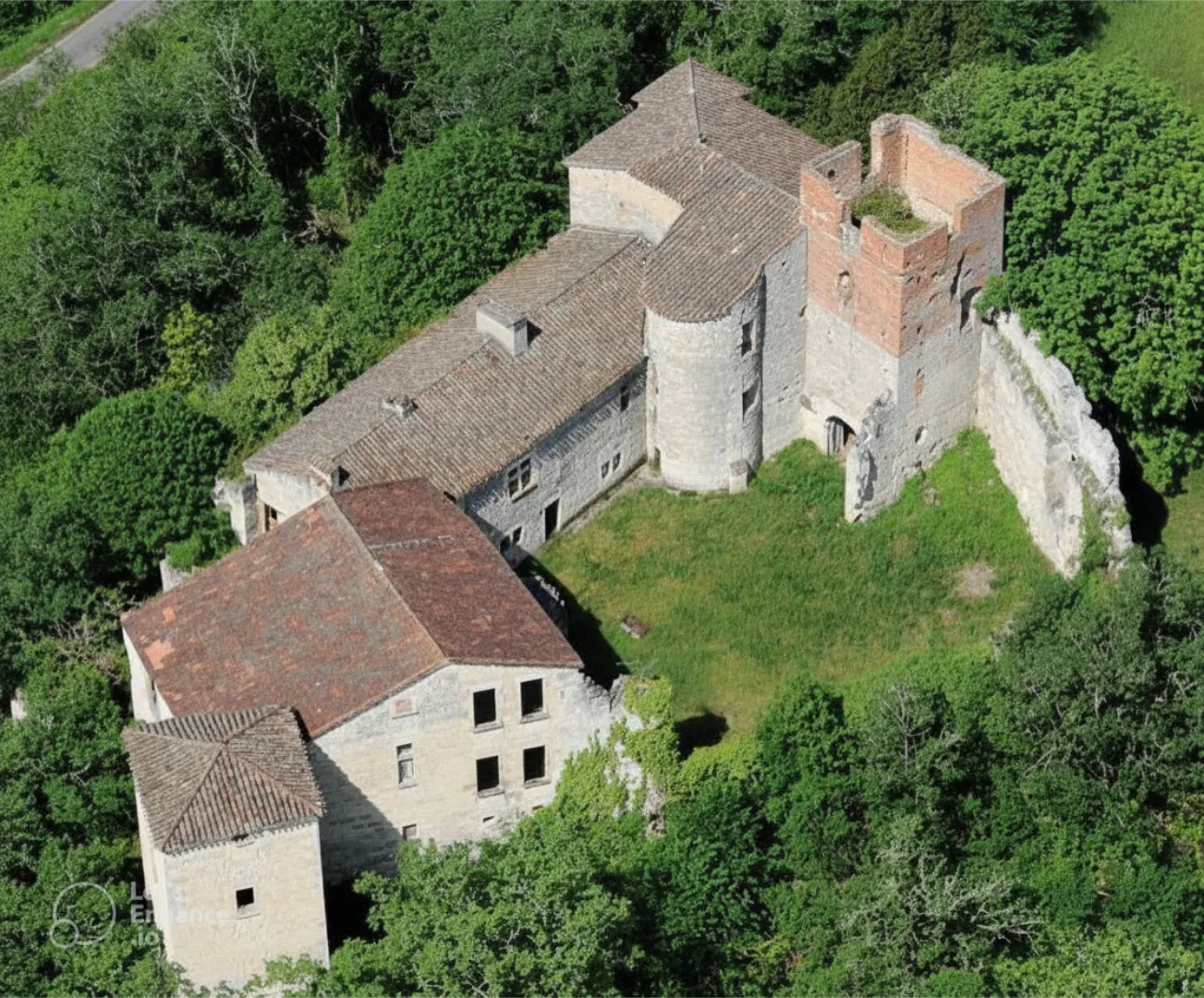 Château de Marcillac avant l'incendie