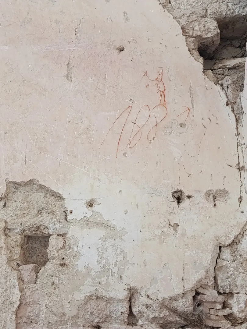 Graffiti - Domaine castral de Marcillac (46)